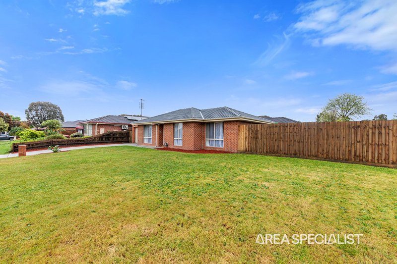 Photo - 7 Sherriff Rise, Pakenham VIC 3810 - Image 4