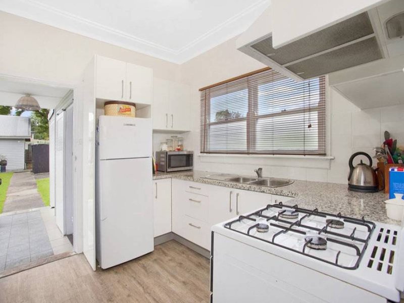 Photo - 7 Short Street, North Manly NSW 2100 - Image 4