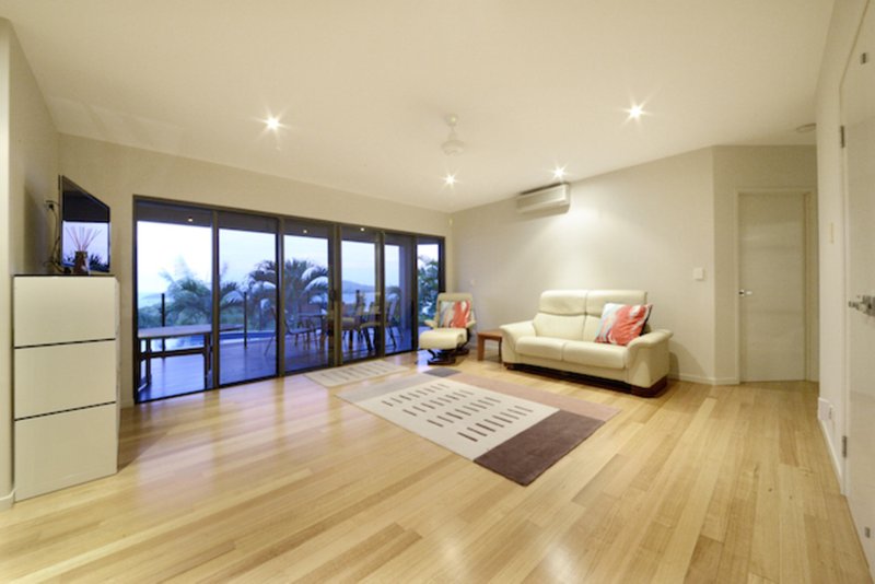 Photo - 7 Shutehaven Close, Shute Harbour QLD 4802 - Image 13