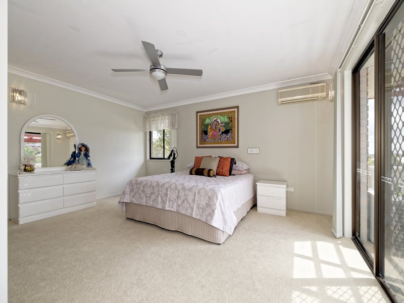 Photo - 7 Shuttle Place, Bridgeman Downs QLD 4035 - Image 8