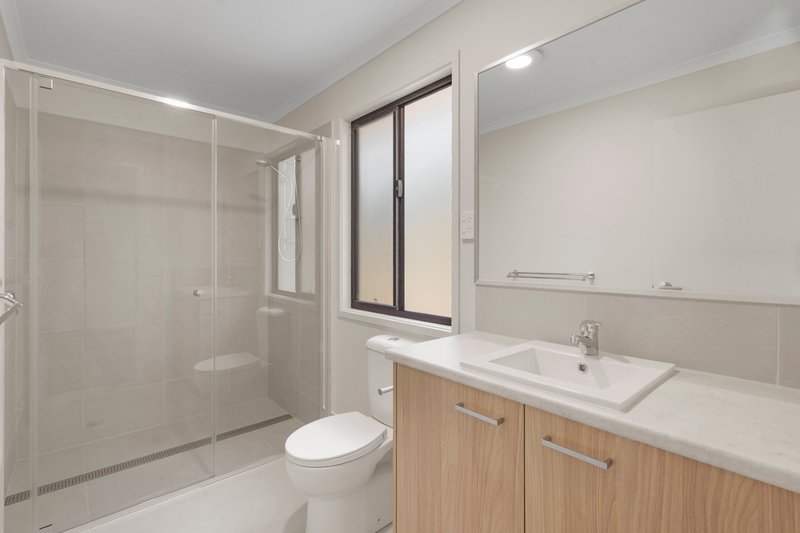 Photo - 7 Silkyoak Drive, Morayfield QLD 4506 - Image 6