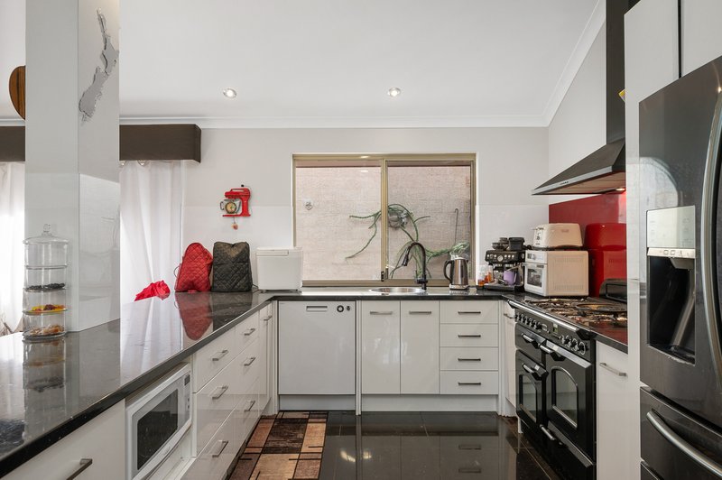Photo - 7 Sinclair Close, Bunbury WA 6230 - Image 13