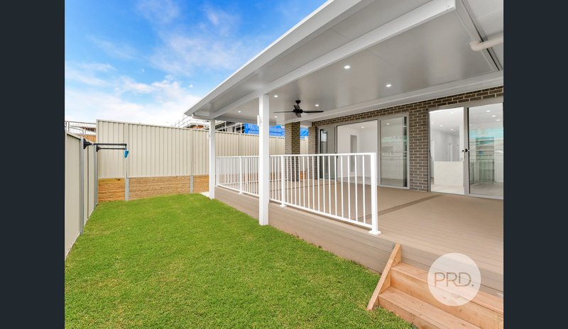 Photo - 7 Skyline Street, Menangle Park NSW 2563 - Image 12