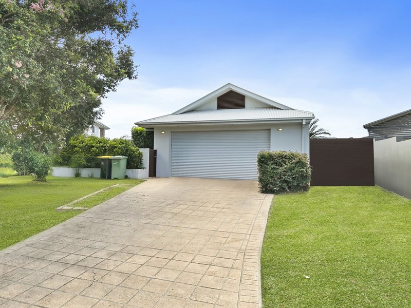 Photo - 7 Skysail Court, Banksia Beach QLD 4507 - Image 22