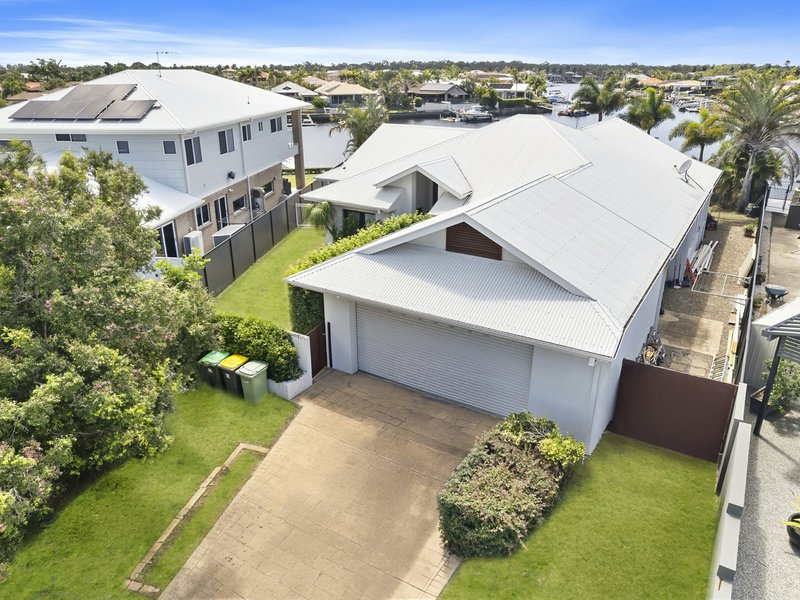 Photo - 7 Skysail Court, Banksia Beach QLD 4507 - Image 24