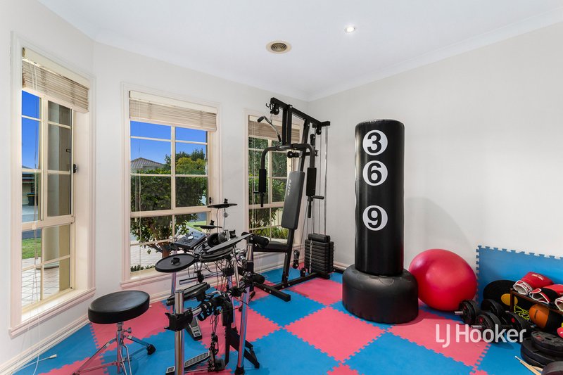 Photo - 7 Sorrento Avenue, Point Cook VIC 3030 - Image 19