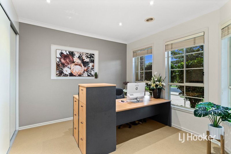 Photo - 7 Sorrento Avenue, Point Cook VIC 3030 - Image 20