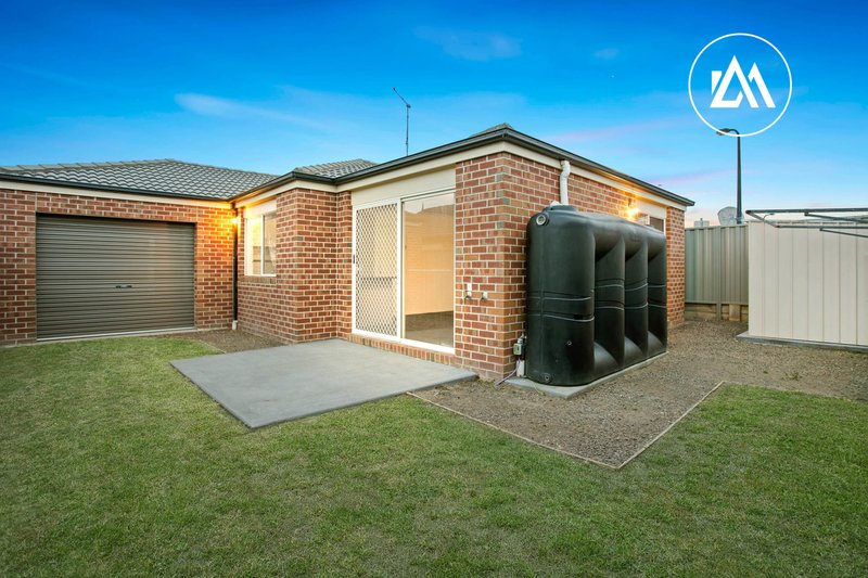 Photo - 7 Southampton Drive, Langwarrin VIC 3910 - Image 15