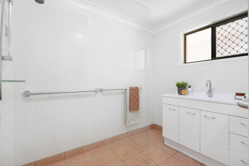Photo - 7 Southerly Street, Mermaid Waters QLD 4218 - Image 19