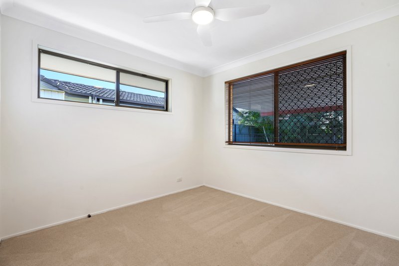 Photo - 7 Southerly Street, Mermaid Waters QLD 4218 - Image 23