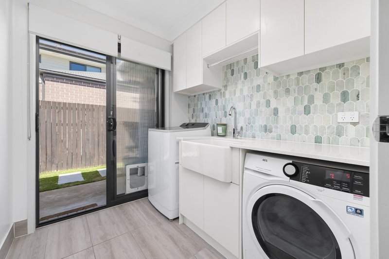 Photo - 7 Sovereign Drive, Deebing Heights QLD 4306 - Image 18
