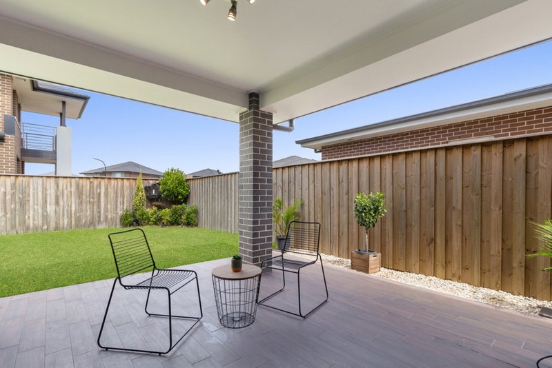 Photo - 7 Speare Street, Moorebank NSW 2170 - Image 8