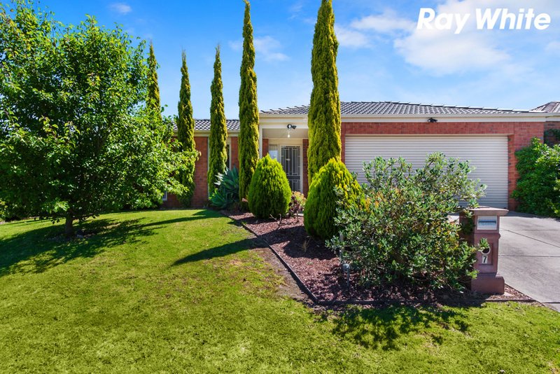 Photo - 7 Spencer Place, Pakenham VIC 3810 - Image 2