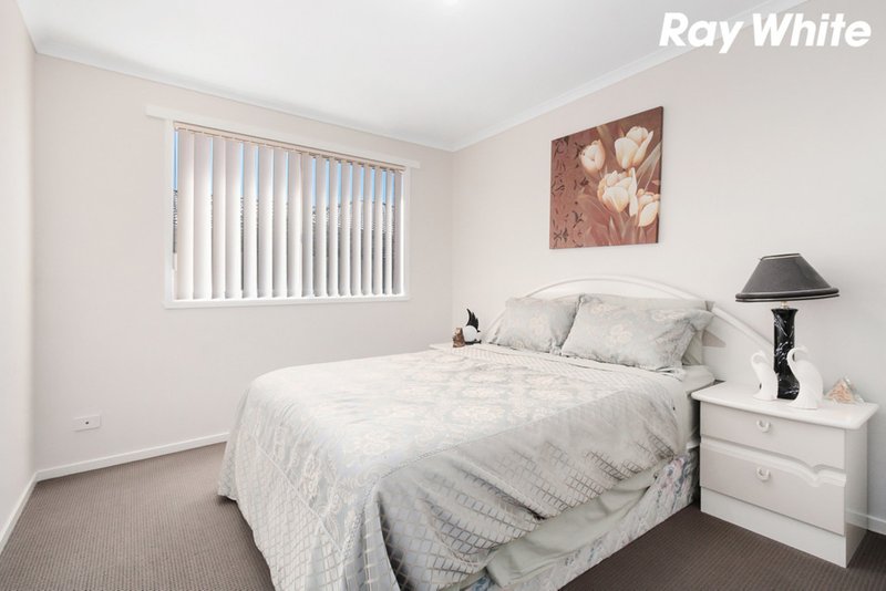 Photo - 7 Spencer Place, Pakenham VIC 3810 - Image 9