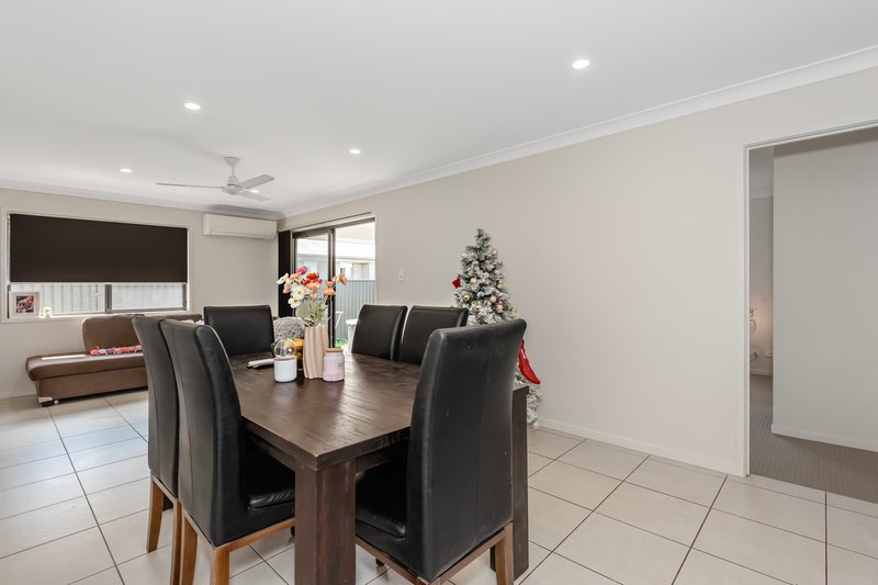 Photo - 7 Spica Crescent, Coomera QLD 4209 - Image 5