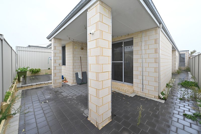 Photo - 7 Spotted Way, Alkimos WA 6038 - Image 19