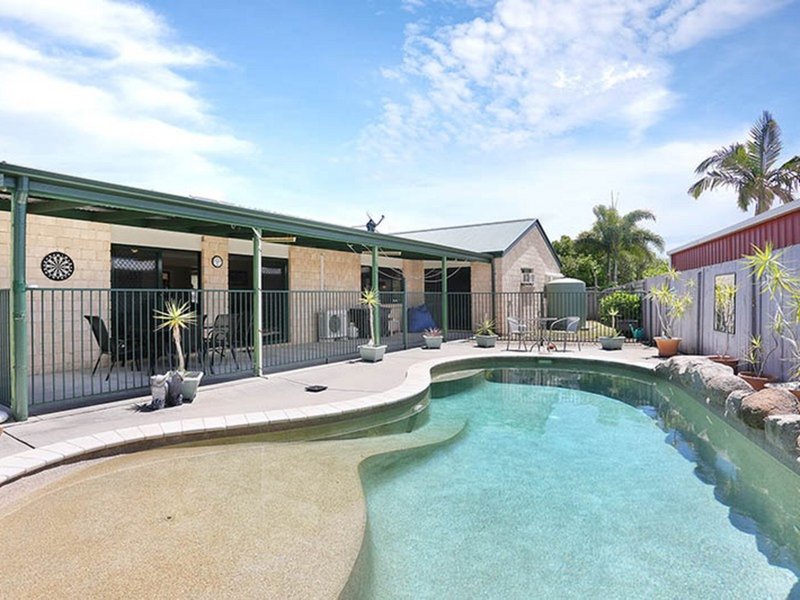 Photo - 7 Squire Place, Sandstone Point QLD 4511 - Image 9