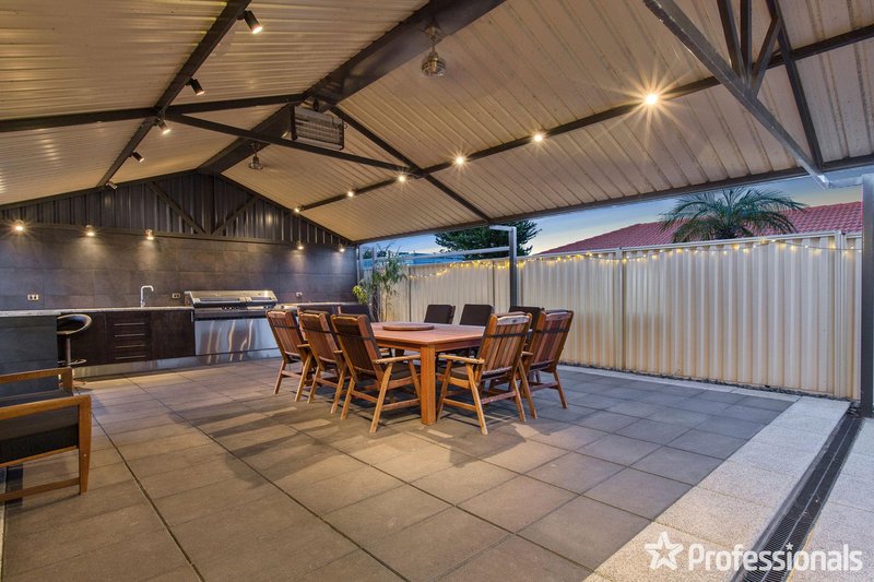 Photo - 7 St Andrews Loop, Cooloongup WA 6168 - Image 2