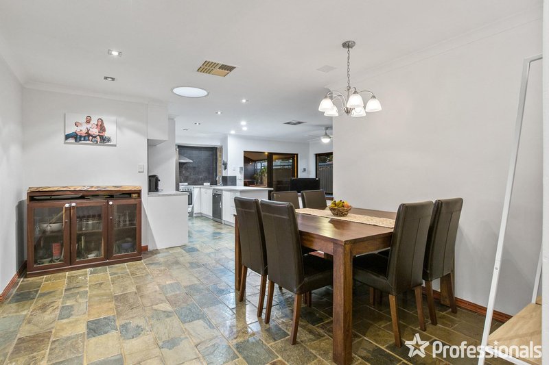 Photo - 7 St Andrews Loop, Cooloongup WA 6168 - Image 6