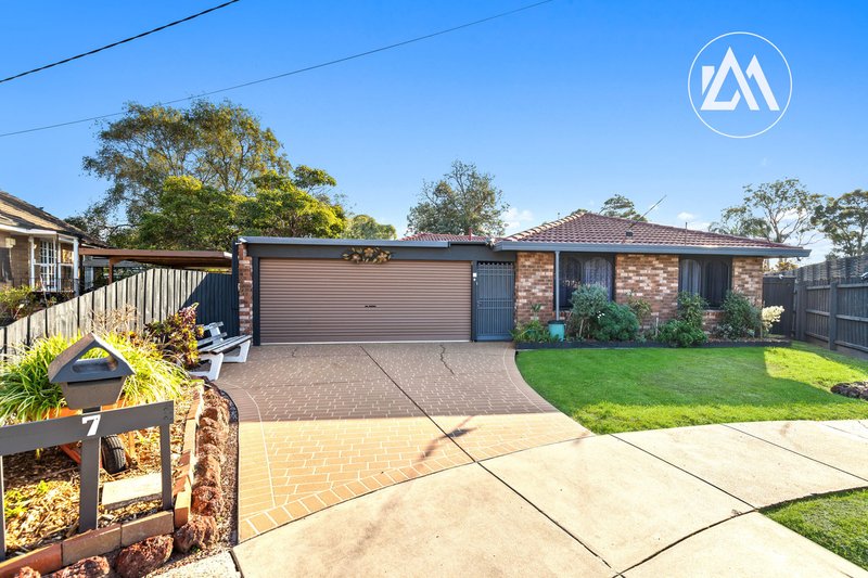Photo - 7 St George Court, Frankston VIC 3199 - Image 1