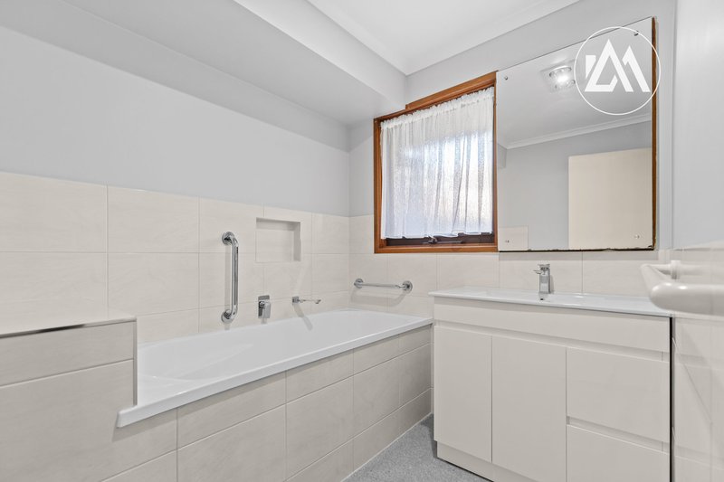 Photo - 7 St George Court, Frankston VIC 3199 - Image 12