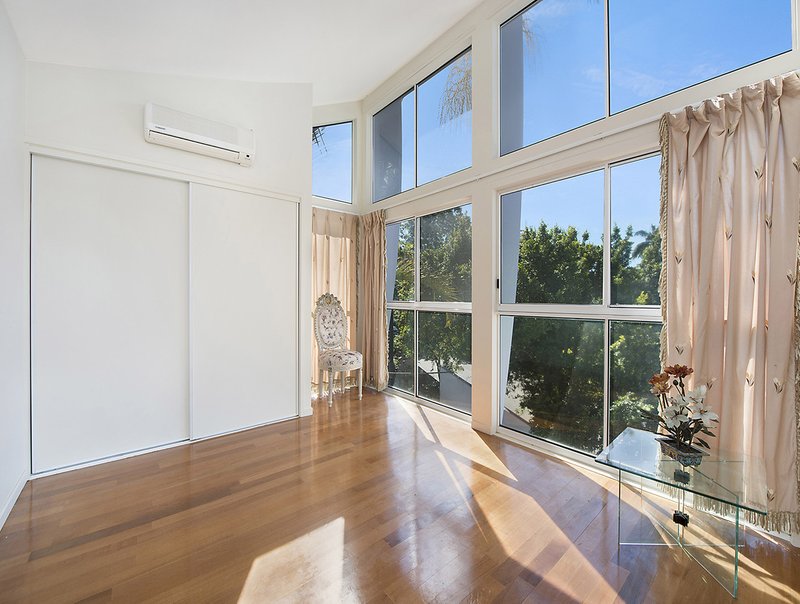 Photo - 7 St. Martins Terrace, Buderim QLD 4556 - Image 12