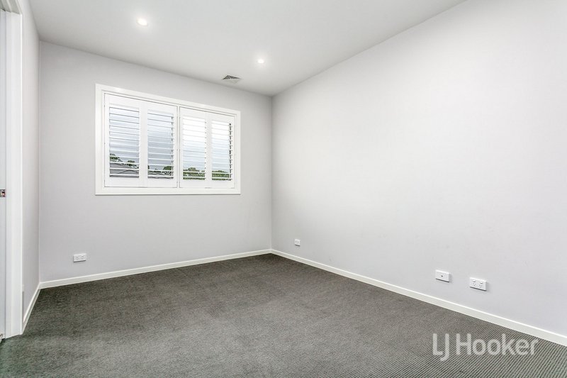 Photo - 7 Stapleton Avenue, Colebee NSW 2761 - Image 6