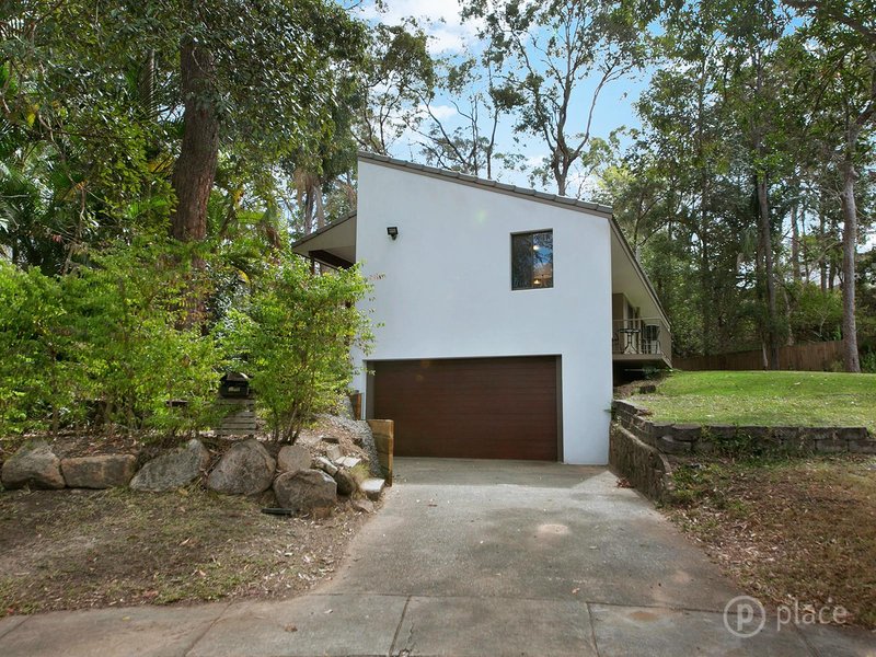 Photo - 7 Star Place, Chapel Hill QLD 4069 - Image 5