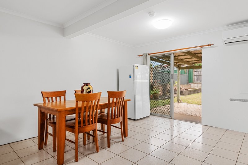 Photo - 7 Starcross Street, Macgregor QLD 4109 - Image 7