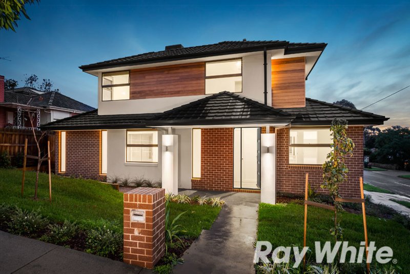 7 Station Street, Burwood VIC 3125