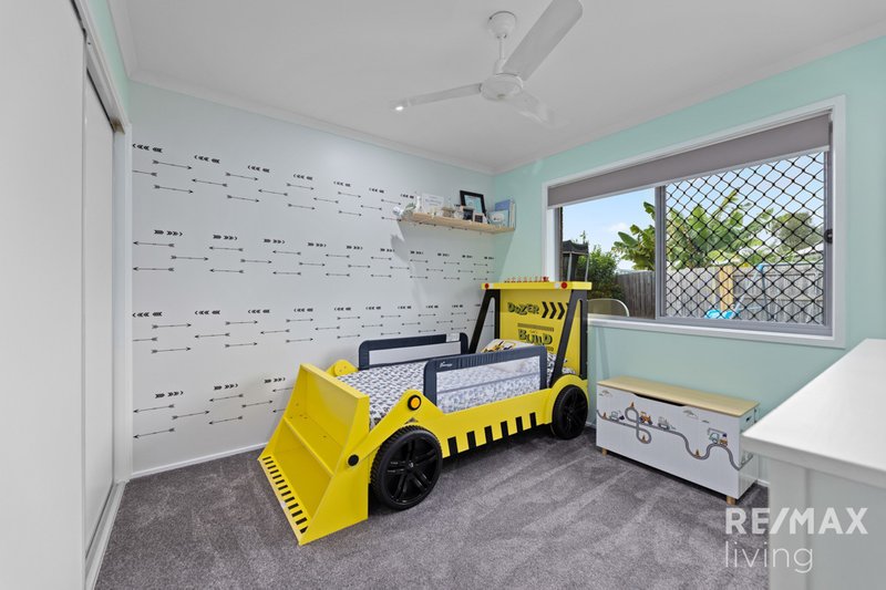 Photo - 7 Steamview Court, Burpengary QLD 4505 - Image 9