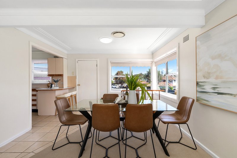 Photo - 7 Stern Place, Roselands NSW 2196 - Image 4