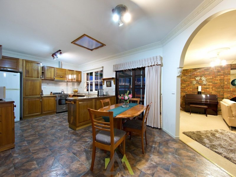 Photo - 7 Stevens Road, Langwarrin VIC 3910 - Image 5