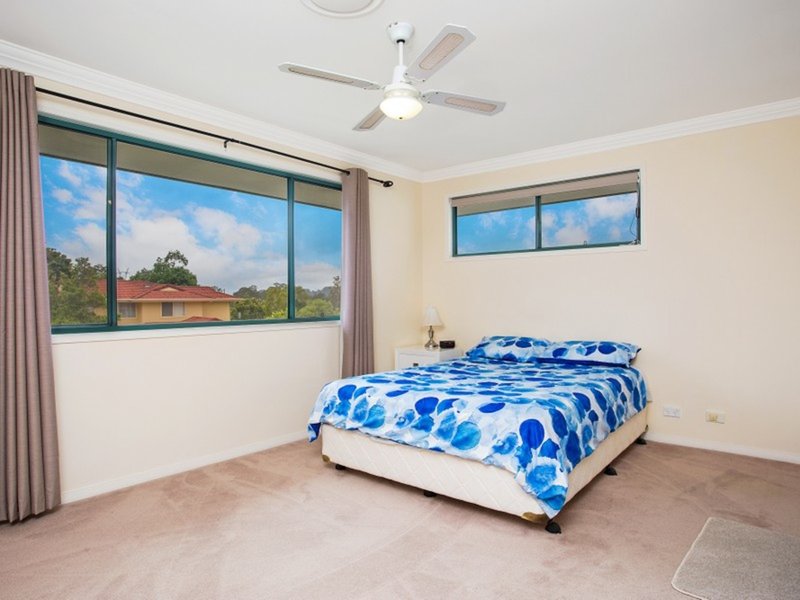 Photo - 7 Stockman Crescent, Mudgeeraba QLD 4213 - Image 8