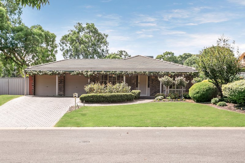 7 Stonebridge Drive, Aberfoyle Park SA 5159