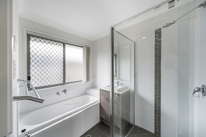 Photo - 7 Strata Circuit, Yarrabilba QLD 4207 - Image 19