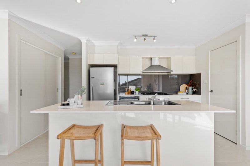 Photo - 7 Stringybark Close, Fletcher NSW 2287 - Image 2