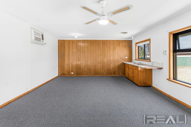 Photo - 7 Sturt Road, Valley View SA 5093 - Image 20