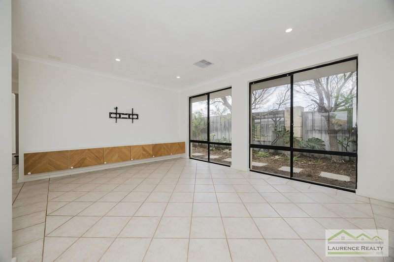 Photo - 7 Stylis Cove, Mindarie WA 6030 - Image 12