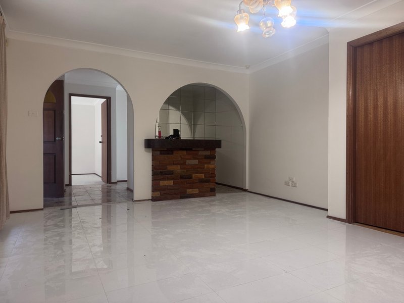 Photo - 7 Success Street, Greenfield Park NSW 2176 - Image 3