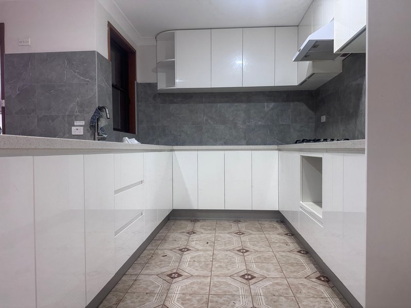 Photo - 7 Success Street, Greenfield Park NSW 2176 - Image 4