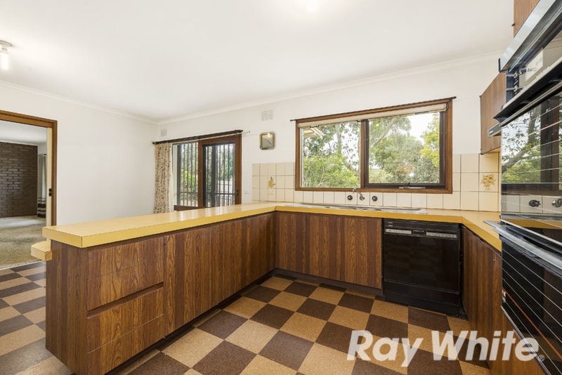 Photo - 7 Suffolk Street, Blackburn VIC 3130 - Image 5