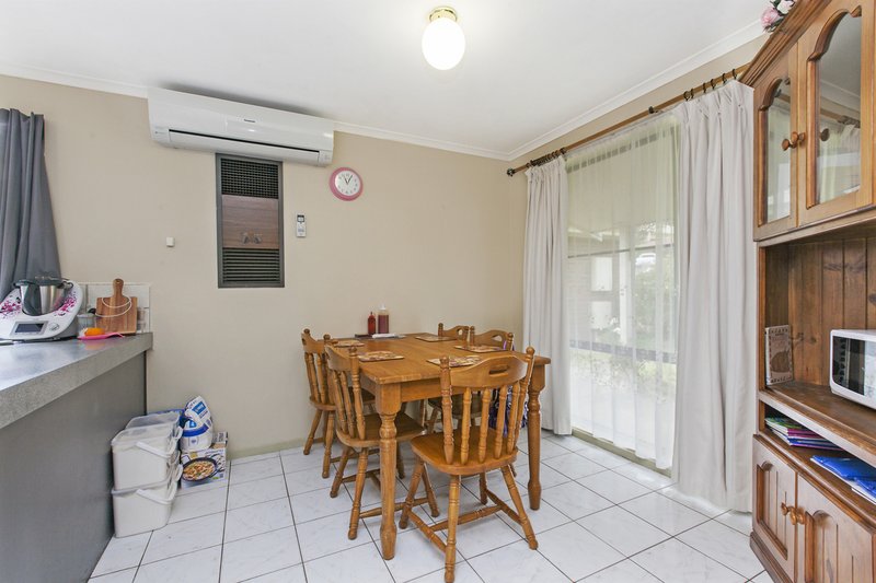 Photo - 7 Summerford Road, Aberfoyle Park SA 5159 - Image 5