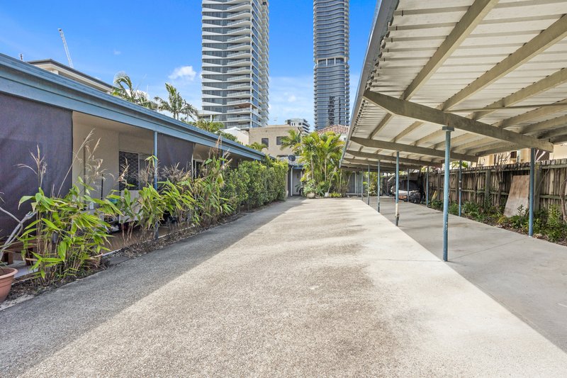 Photo - 7 Sunbrite Avenue, Mermaid Beach QLD 4218 - Image 8