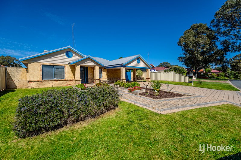 Photo - 7 Suncrest Meander, Meadow Springs WA 6210 - Image 2