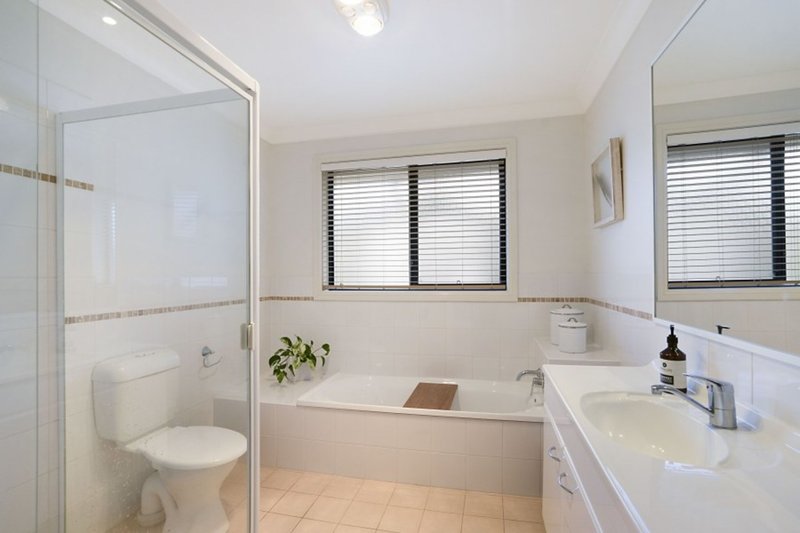 Photo - 7 Sunhill Crescent, Erina NSW 2250 - Image 9