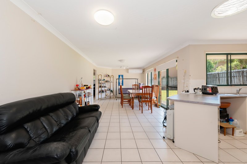 Photo - 7 Sunnybrae Close, Merrimac QLD 4226 - Image 4