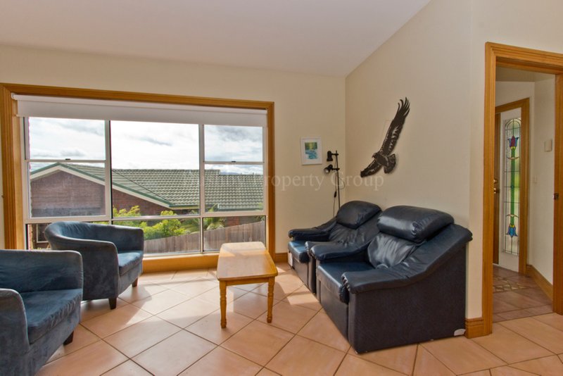 Photo - 7 Sunnyside Crescent, Trevallyn TAS 7250 - Image 4