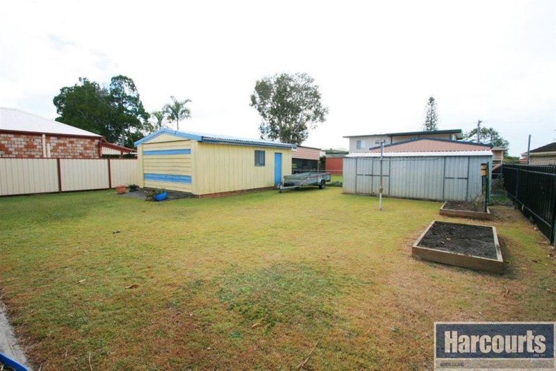 Photo - 7 Sunset Ave , Bongaree QLD 4507 - Image 2