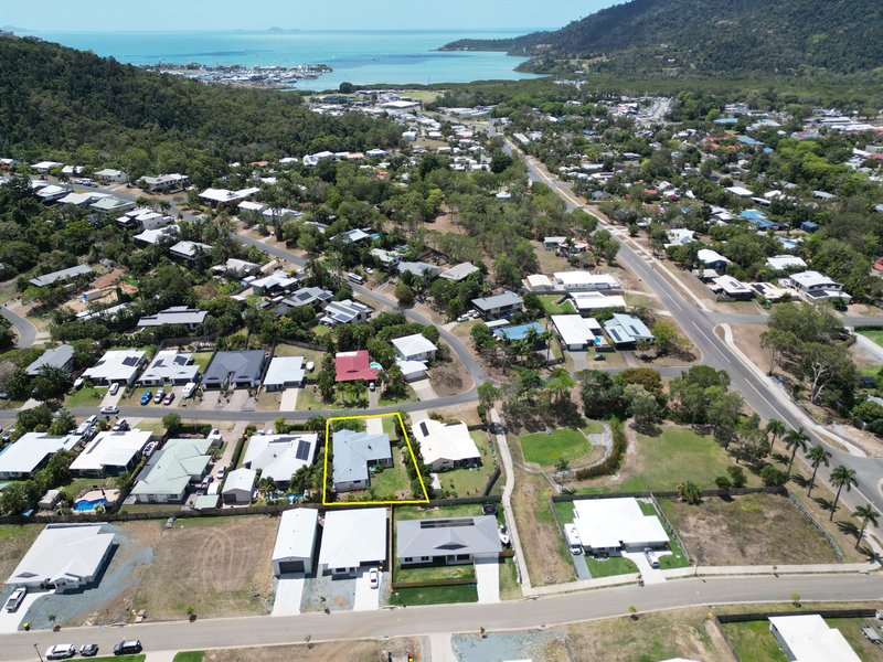Photo - 7 Sunset Drive, Jubilee Pocket QLD 4802 - Image 18